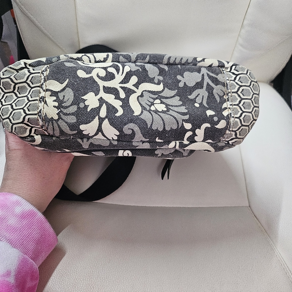 Fossil Black and Cream Crossbody Bag - Picture 4 of 9